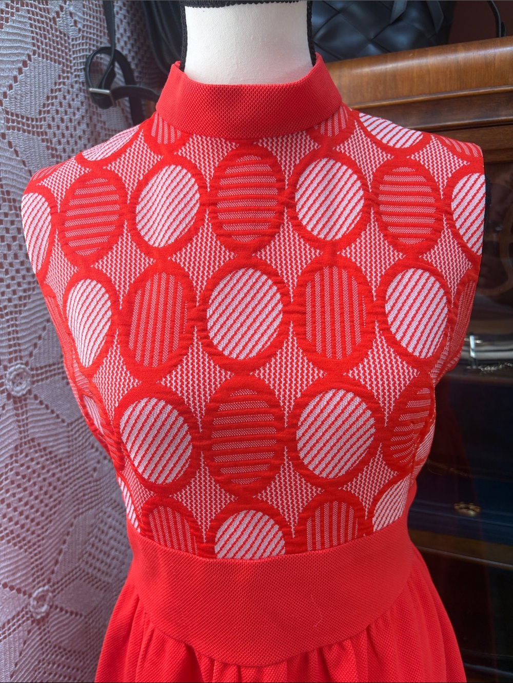 Vintage 1960s/70s Leiter’s Mod Knit Dress - Picture 4 of 12